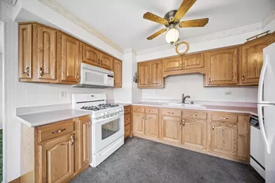 2316 185th Place, Lansing, IL 60438 - Photo 9