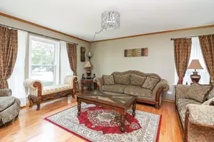 1362 Nightingale Ln, Bartlett, IL 60103 - Photo 7
