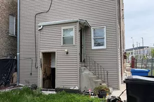 1362 S Fairfield Ave, Chicago, IL 60608 - Photo 17