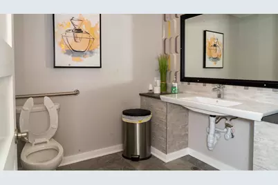 914 N Lake Street #2, Mundelein, IL 60060 - Photo 11