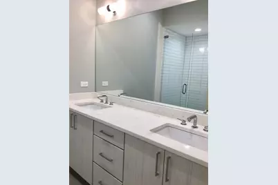 1515 W Sunnyside Avenue #2W, Chicago, IL 60640 - Photo 17