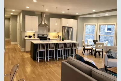 1515 W Sunnyside Avenue #2W, Chicago, IL 60640 - Photo 5