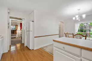 24 N Emerson St, Mount Prospect, IL 60056 - Photo 11