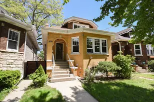 1437 Maple Ave, Berwyn, IL 60402 - Photo 1