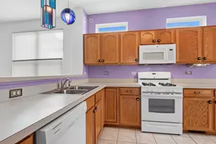 11742 Nottingham Dr, Huntley, IL 60142 - Photo 5