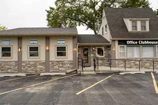 914 N Lake St, Mundelein, IL 60060 - Photo 1