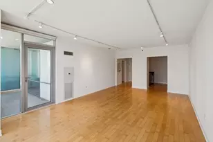 8 E Randolph St, Chicago, IL 60601 - Photo 9