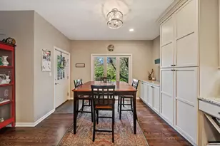 404 Grand Blvd, Park Ridge, IL 60068 - Photo 7