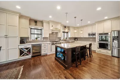 404 Grand Boulevard, Park Ridge, IL 60068 - Photo 3