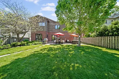 404 Grand Boulevard, Park Ridge, IL 60068 - Photo 37