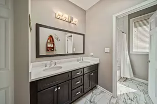 404 Grand Blvd, Park Ridge, IL 60068 - Photo 29