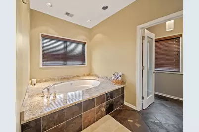 404 Grand Boulevard, Park Ridge, IL 60068 - Photo 23