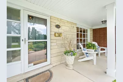 130 Naperville Road, Clarendon Hills, IL 60514 - Photo 3