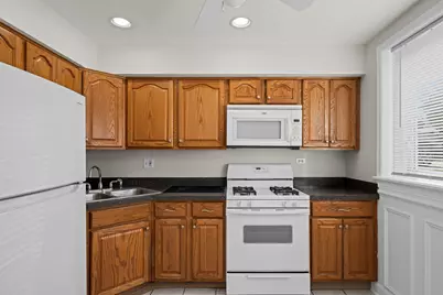 10121 Hartford Court #1B, Schiller Park, IL 60176 - Photo 15