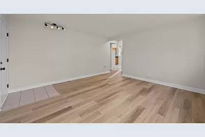 10121 Hartford Court #1B, Schiller Park, IL 60176 - Photo 7