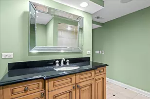 1310 Longmeadow Ln, Lake Forest, IL 60045 - Photo 37