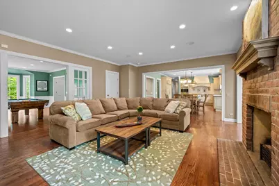 1310 Longmeadow Lane, Lake Forest, IL 60045 - Photo 9