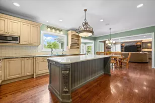 1310 Longmeadow Ln, Lake Forest, IL 60045 - Photo 15
