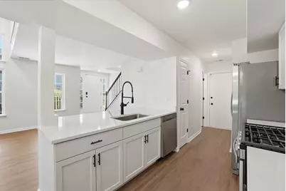 1332 Sugar Court, Naperville, IL 60563 - Photo 9