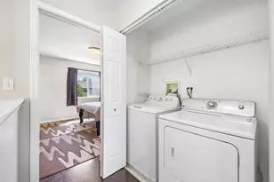 673 E Fountainview Dr, Mundelein, IL 60060 - Photo 27