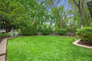 216 S Prospect Ave, Clarendon Hills, IL 60514 - Photo 35