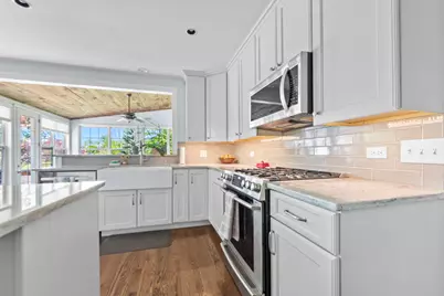 9909 Winn Road, Spring Grove, IL 60081 - Photo 7
