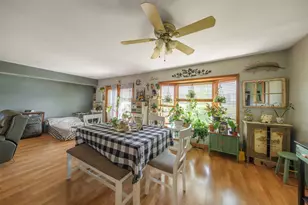 9421 Lindsay St, Orland Hills, IL 60487 - Photo 5
