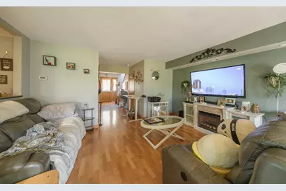 9421 Lindsay Street, Orland Hills, IL 60487 - Photo 11
