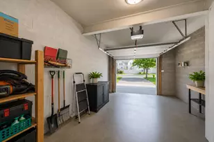 9421 Lindsay St, Orland Hills, IL 60487 - Photo 27