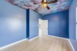 9517 S Escanaba Ave, Chicago, IL 60617 - Photo 9