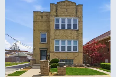 9517 S Escanaba Avenue, Chicago, IL 60617 - Photo 1