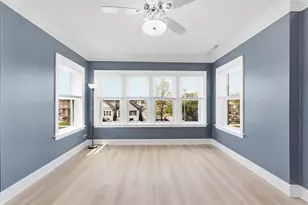 9517 S Escanaba Ave, Chicago, IL 60617 - Photo 3