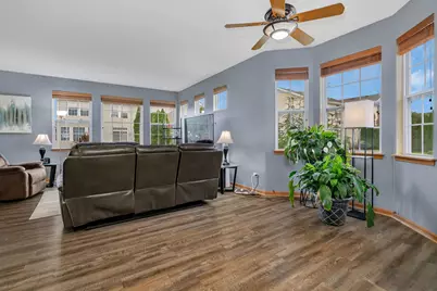 16107 Huron Street, Crest Hill, IL 60403 - Photo 5