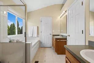 3102 Merrywell Ct, Carpentersville, IL 60110 - Photo 19