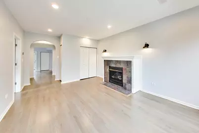 7400 N Seeley Avenue #3, Chicago, IL 60645 - Photo 7