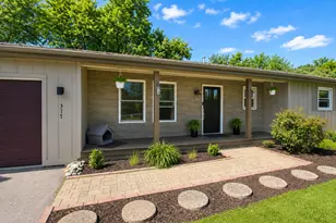 317 Hillside Rd, New Lenox, IL 60451 - Photo 3