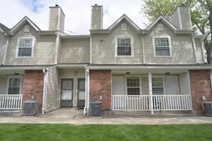 1263 Wyndham Ln, Palatine, IL 60074 - Photo 1