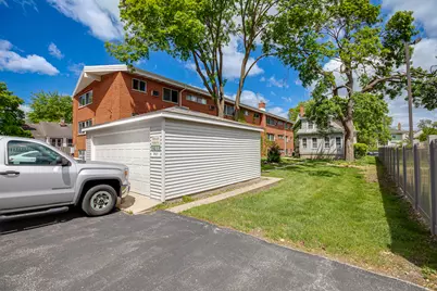 422 W Wesley Street, Wheaton, IL 60187 - Photo 3