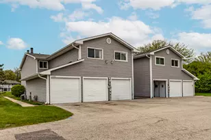 17490 W Chestnut Ln, Gurnee, IL 60031 - Photo 21
