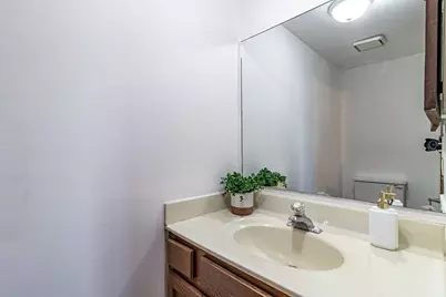 17490 W Chestnut Lane #10D, Gurnee, IL 60031 - Photo 11