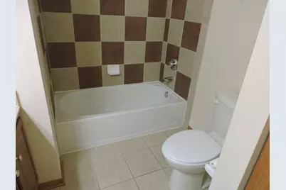 5640 Cambridge Way, Hanover Park, IL 60133 - Photo 21