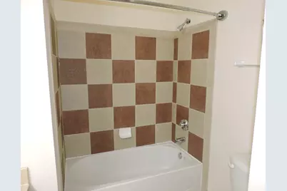 5640 Cambridge Way, Hanover Park, IL 60133 - Photo 23