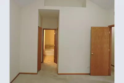 5640 Cambridge Way, Hanover Park, IL 60133 - Photo 31
