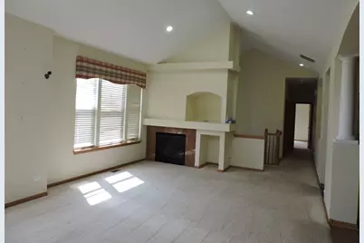 5640 Cambridge Way, Hanover Park, IL 60133 - Photo 15