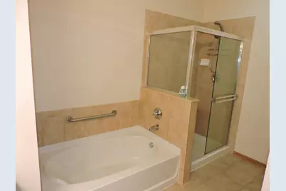 5640 Cambridge Way, Hanover Park, IL 60133 - Photo 33
