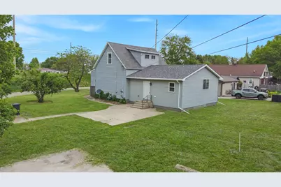 700 E Canal Avenue, Ottawa, IL 61350 - Photo 3