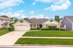 5 Downing Cir, Bloomington, IL 61704 - Photo 45