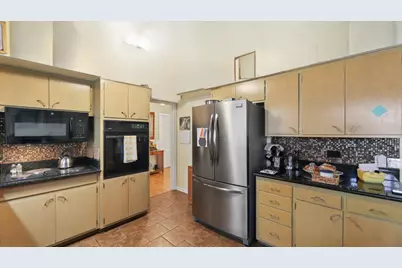 311 N Elm Avenue, Elmhurst, IL 60126 - Photo 7