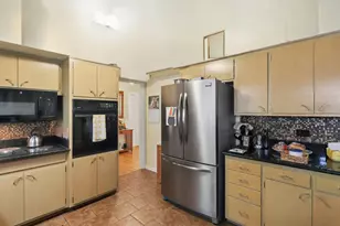 311 N Elm Ave, Elmhurst, IL 60126 - Photo 7