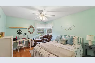 311 N Elm Avenue, Elmhurst, IL 60126 - Photo 13